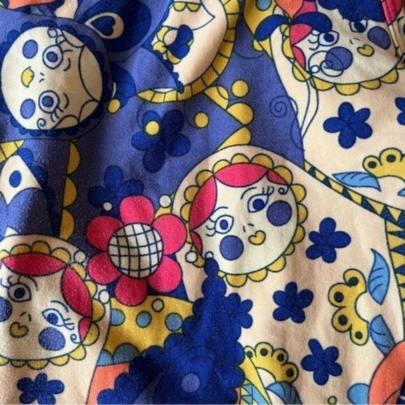 Lularoe TC Leggings Russian Mishka Dolls Blues Yellow Oranges - Picture 3 of 6